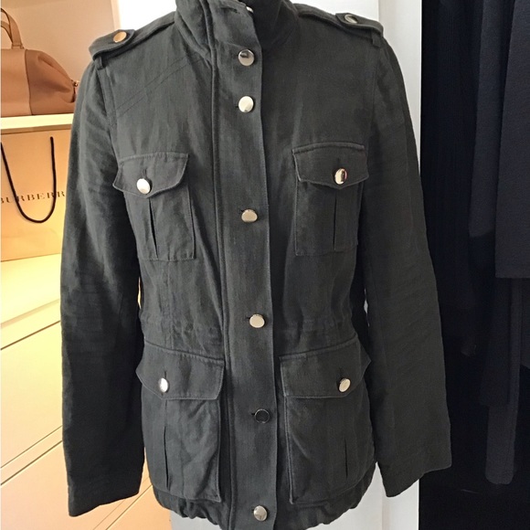 Tory Burch Green Utility Jacket with Hidden Zipper - Picture 4 of 12